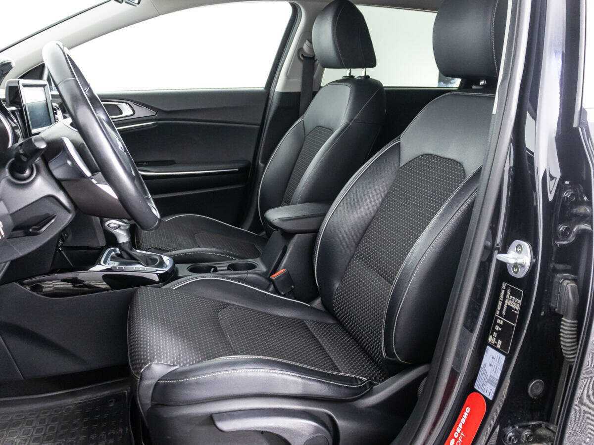 Купить Kia Ceed, 2019, 116 000 км.. Фото: #15