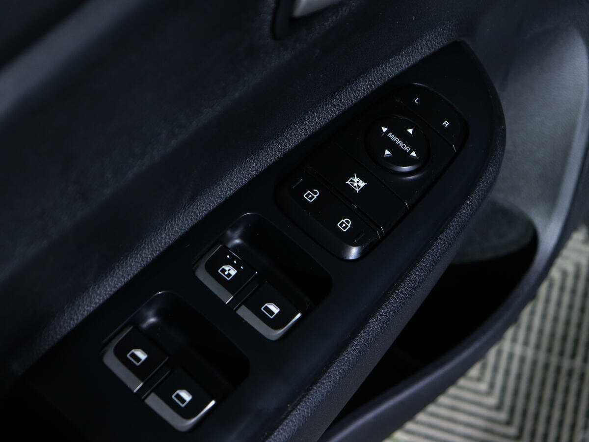 Купить Kia Rio, 2019, 74 132 км.. Фото: #13