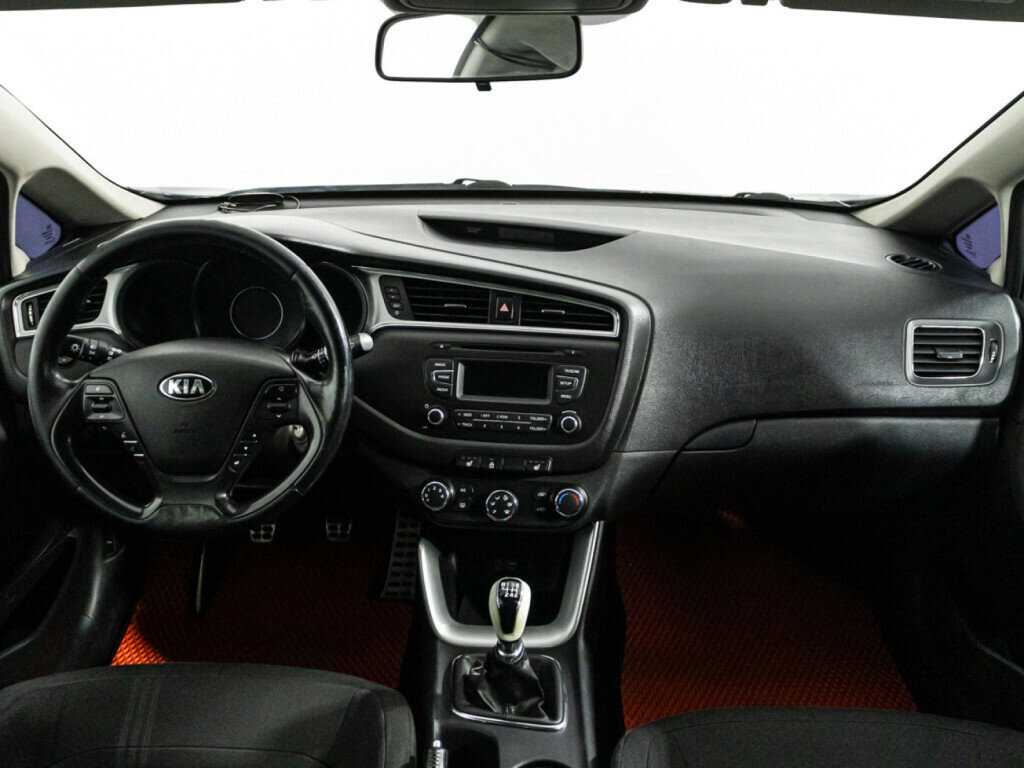 Купить Kia Ceed, 2015, 221 767 км.. Фото: #12