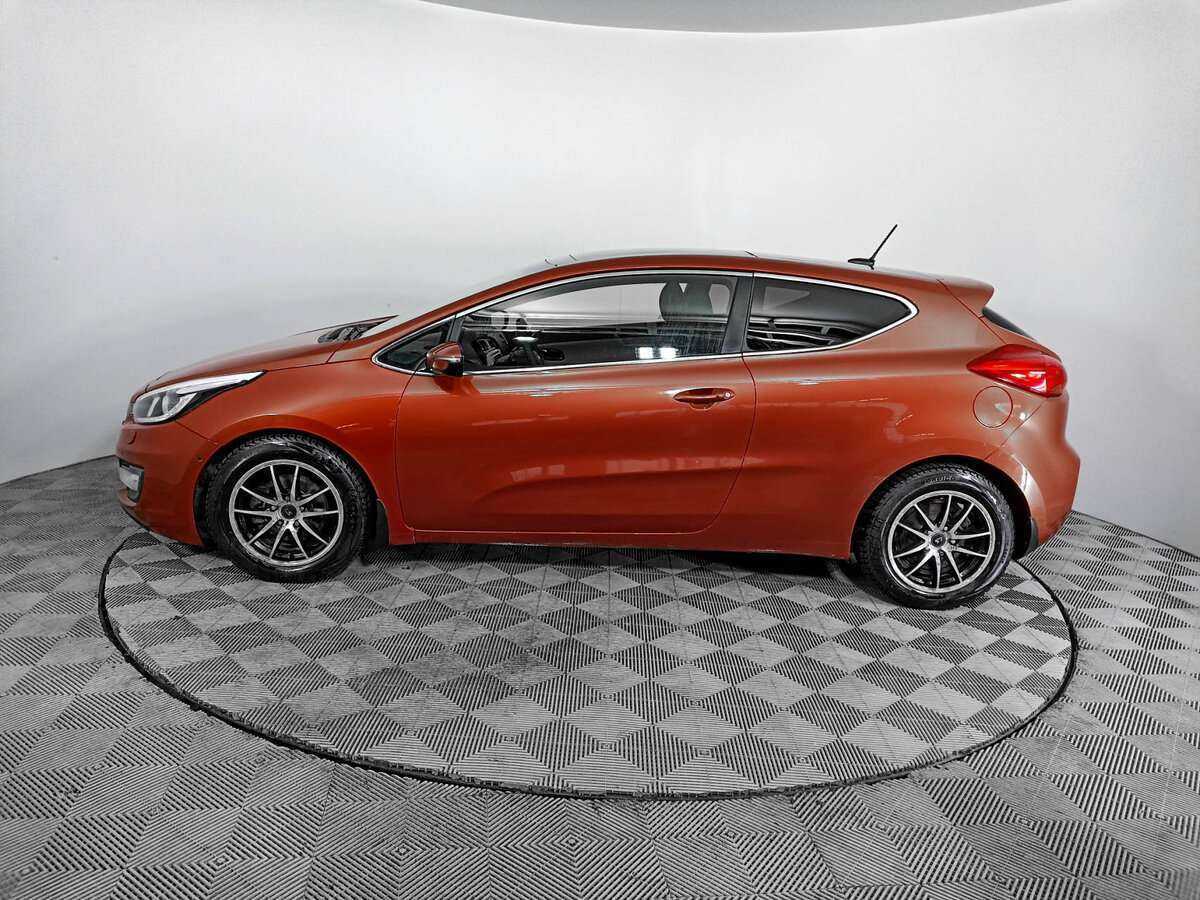 Купить Kia Ceed, 2013, 229 045 км.. Фото: #7