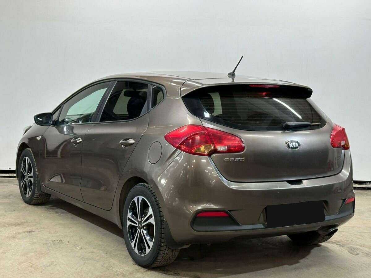 Купить Kia Ceed, 2013, 151 896 км.. Фото: #6