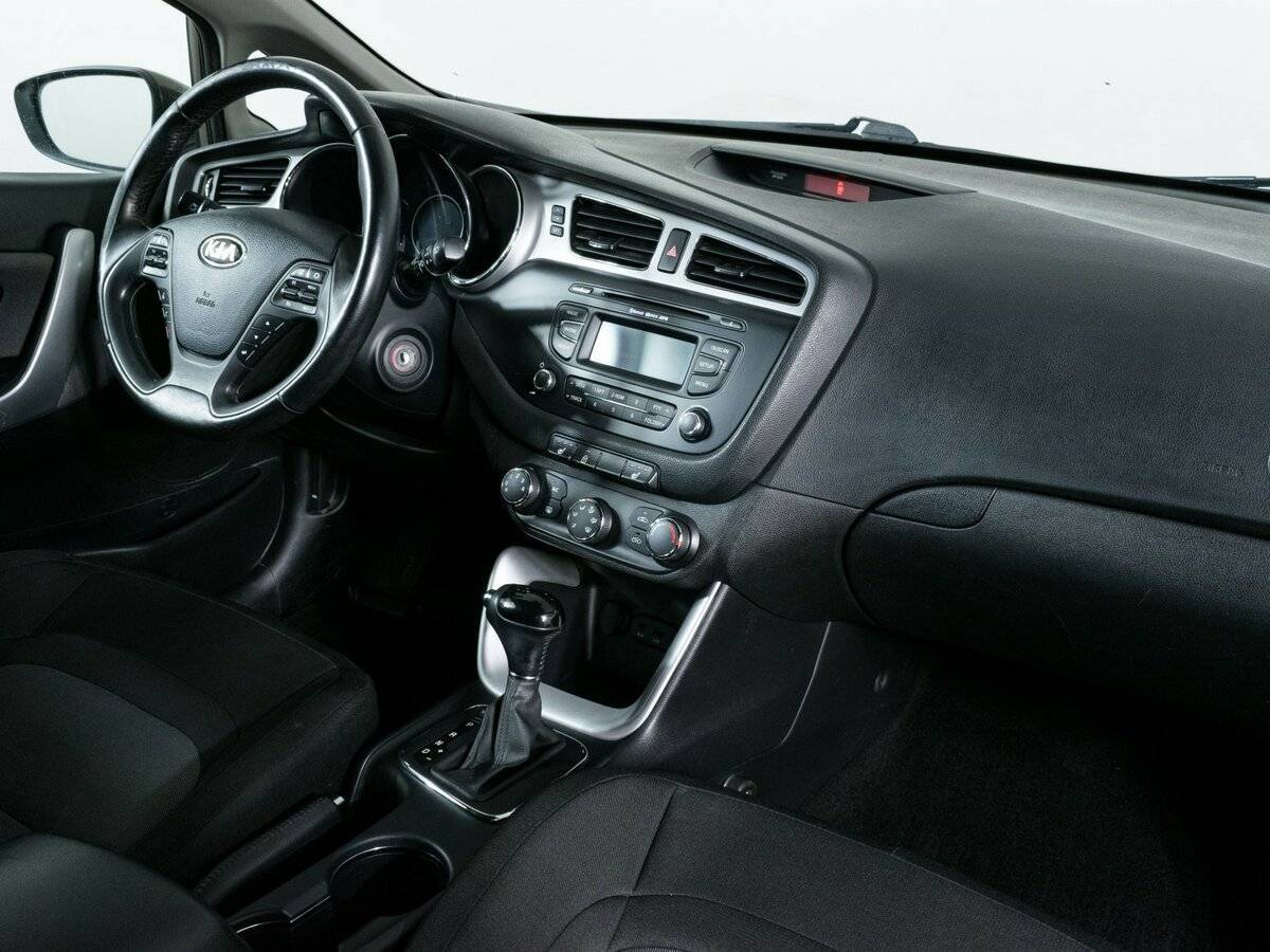Купить Kia Ceed, 2012, 159 074 км.. Фото: #9