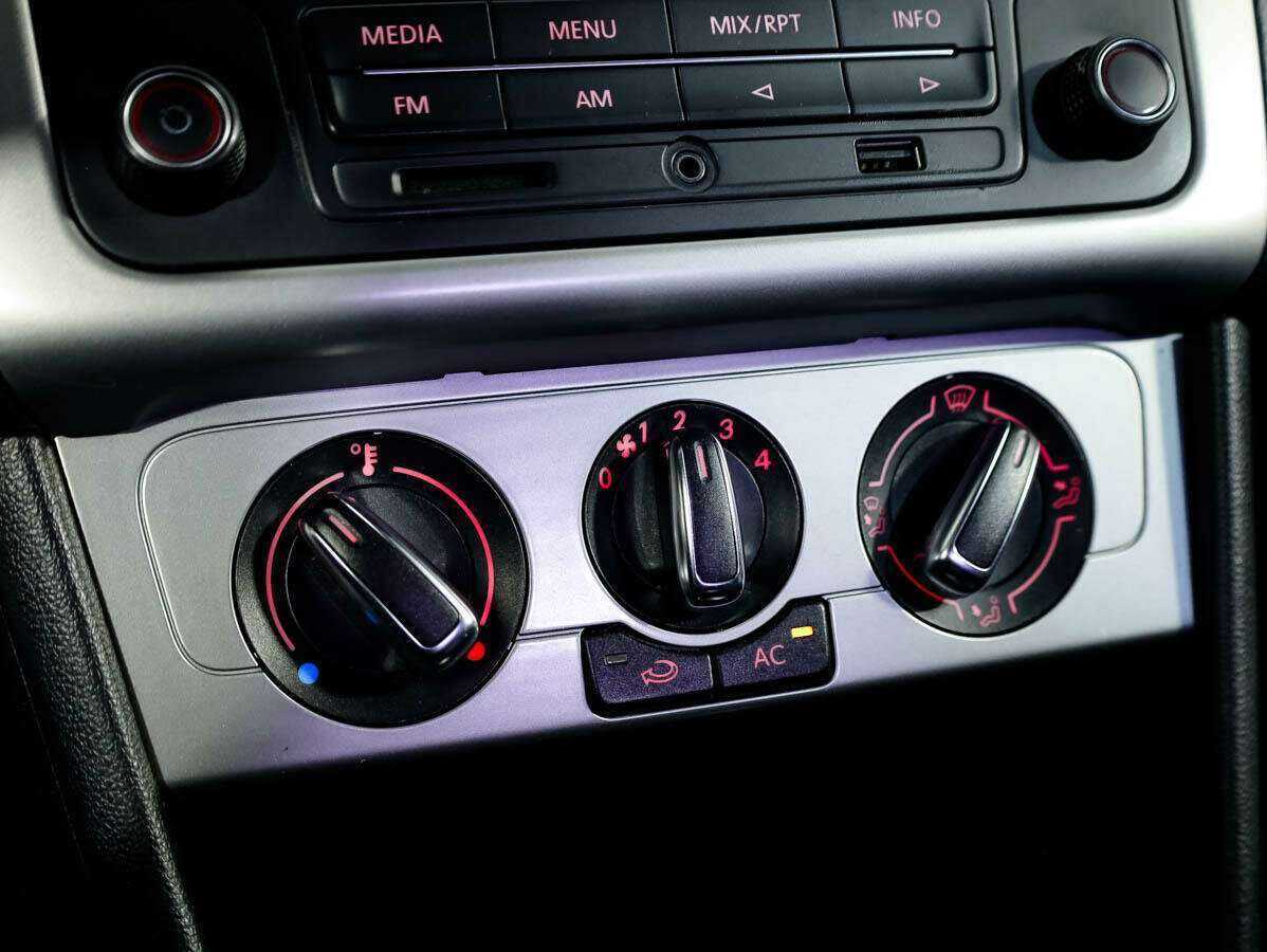 Купить Volkswagen Polo, 2013, 92 066 км.. Фото: #16