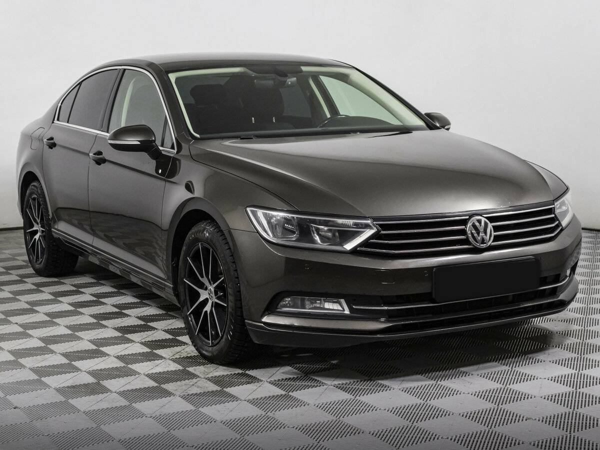 Купить Volkswagen Passat, 2017, 152 451 км.. Фото: #2