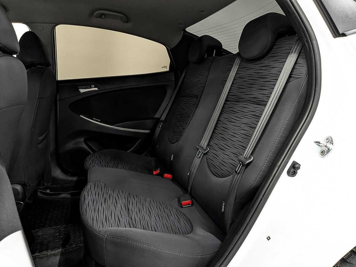 Купить Hyundai Solaris, 2015, 90 379 км.. Фото: #15