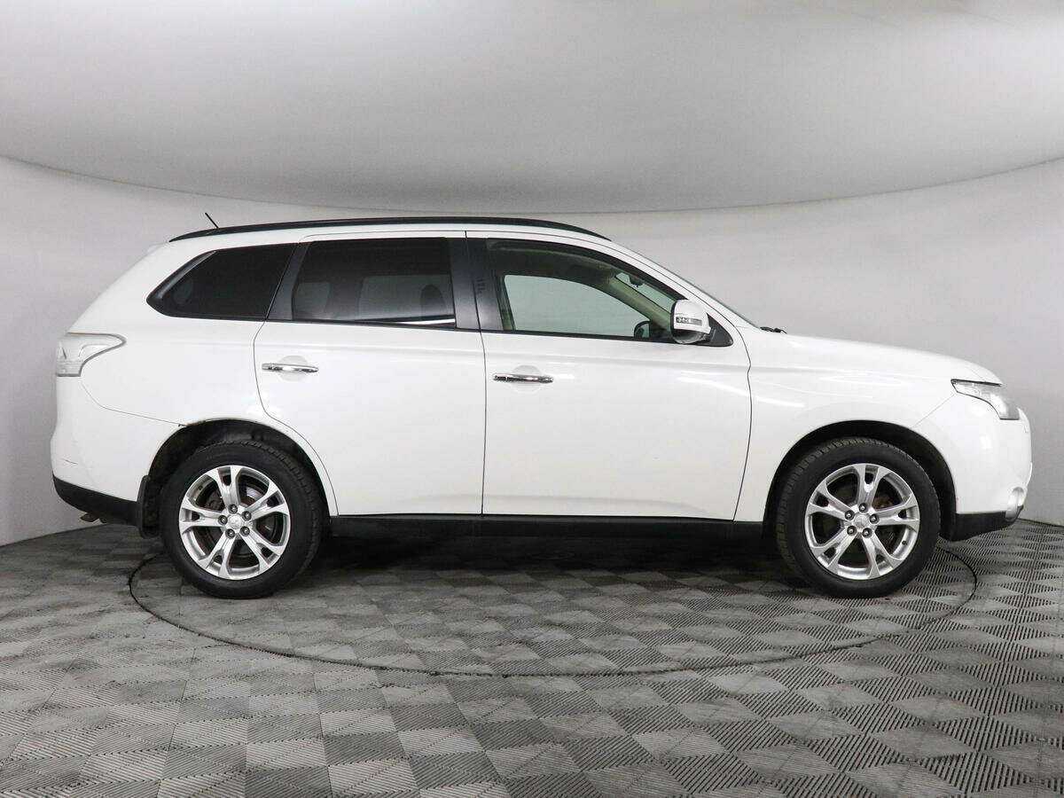 Купить Mitsubishi Outlander, 2012, 145 499 км.. Фото: #3