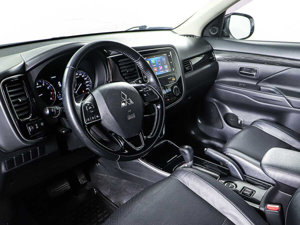 Купить Mitsubishi Outlander, 2017, 73 813 км.. Фото: #12