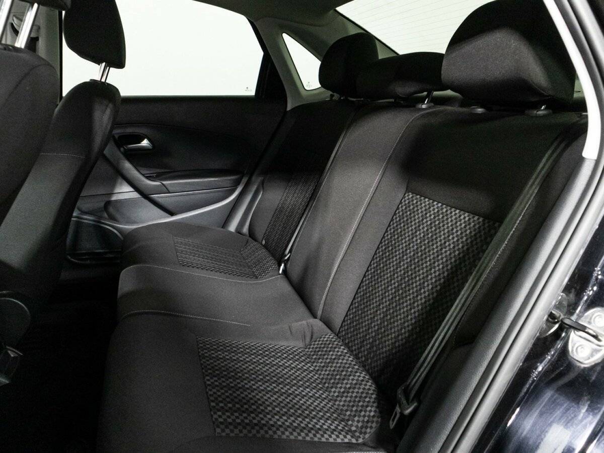 Купить Volkswagen Polo, 2017, 119 057 км.. Фото: #9