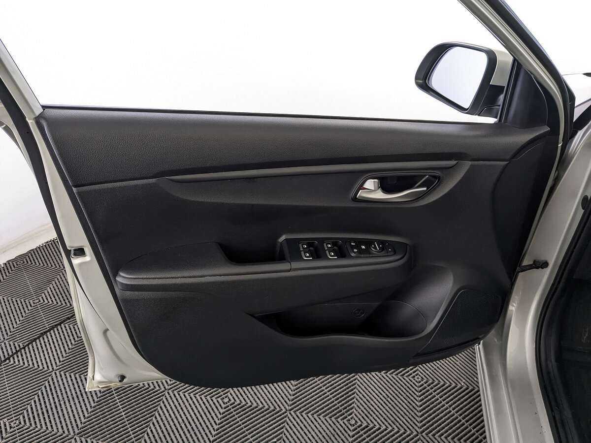 Купить Kia Rio, 2019, 105 614 км.. Фото: #13