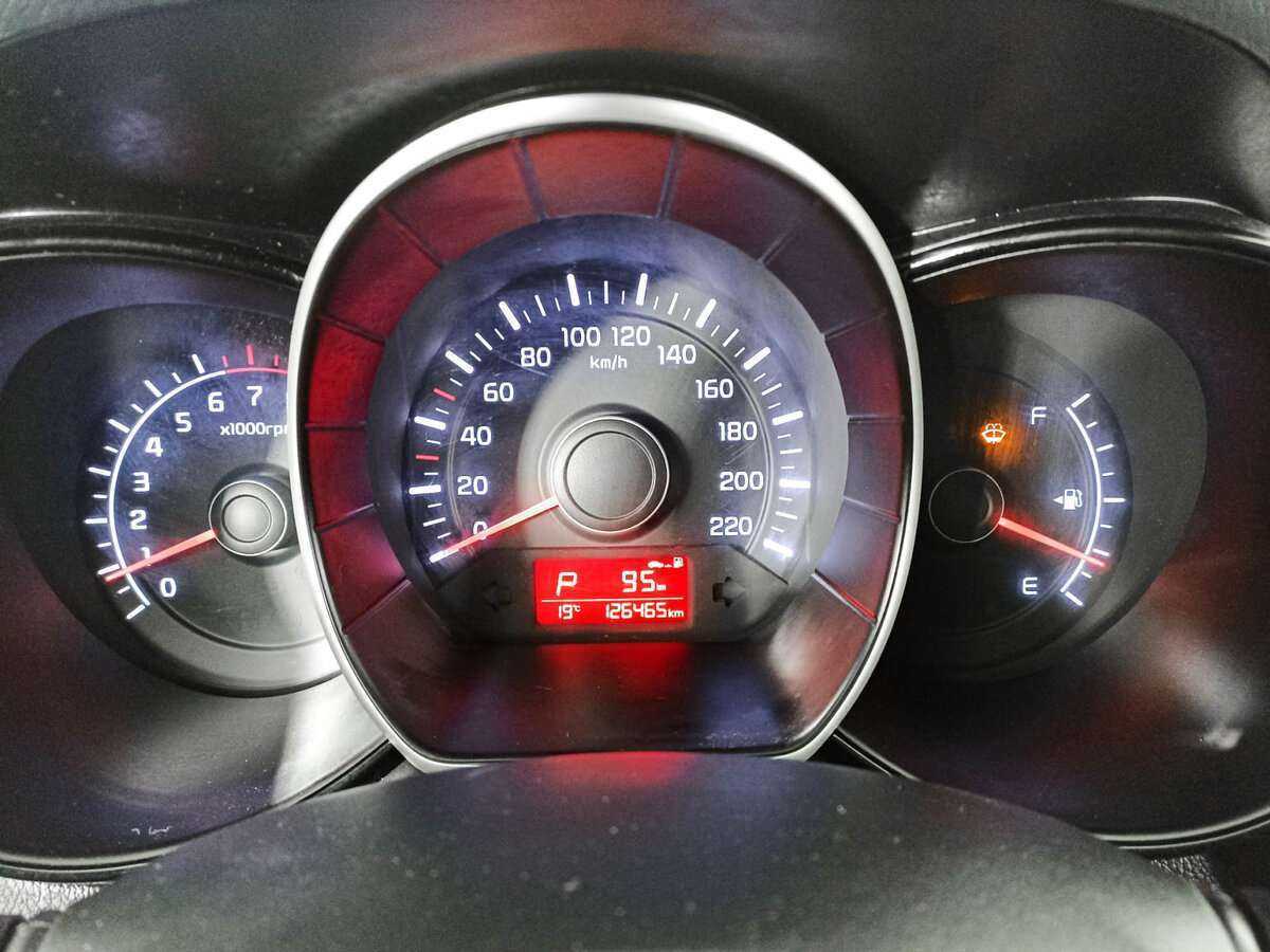 Купить Kia Rio, 2015, 126 449 км.. Фото: #10