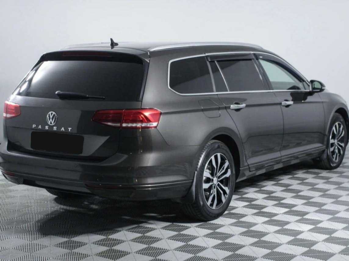 Купить Volkswagen Passat, 2017, 141 158 км.. Фото: #4