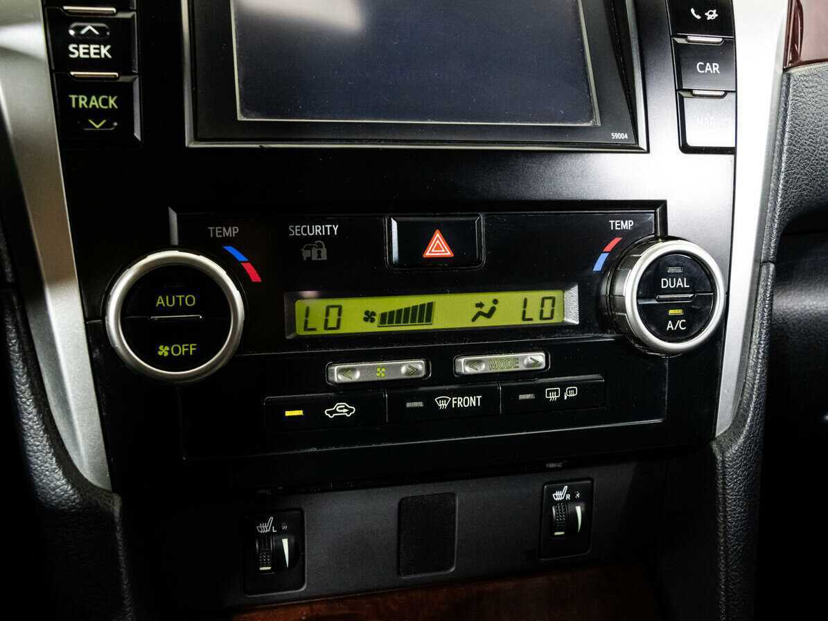 Купить Toyota Camry, 2014, 228 414 км.. Фото: #11