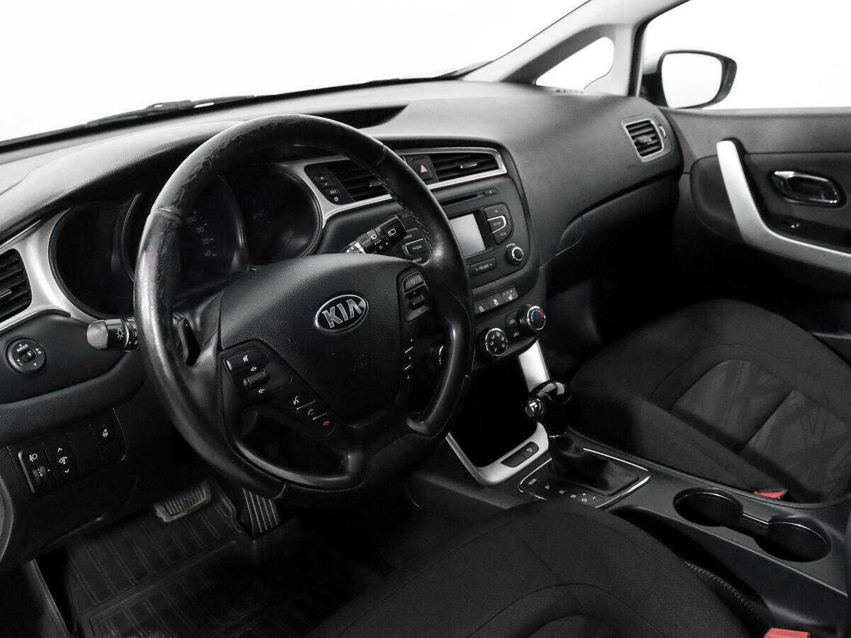Купить Kia Ceed, 2016, 151 170 км.. Фото: #8