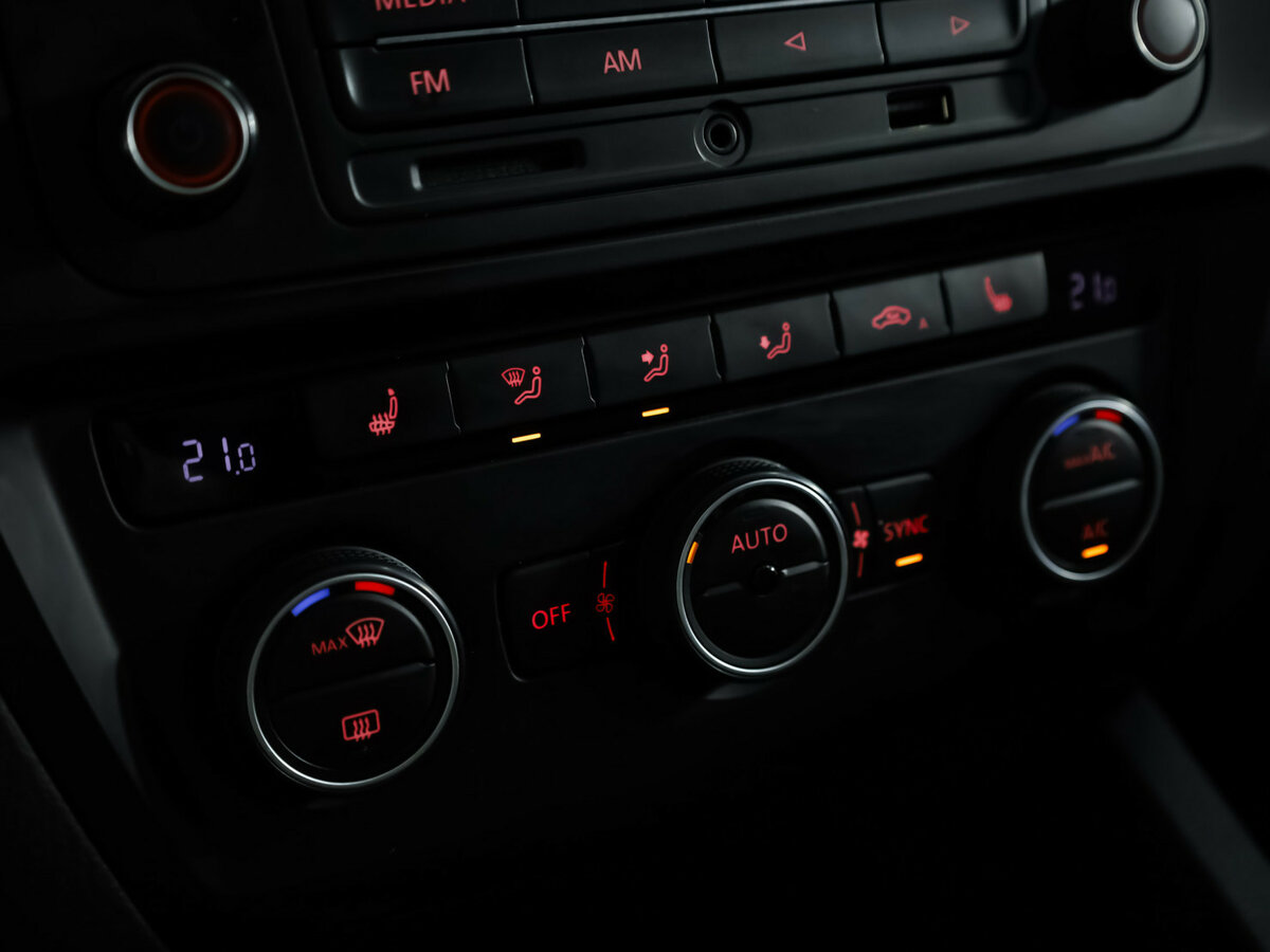 Купить Volkswagen Jetta, 2015, 240 831 км.. Фото: #12