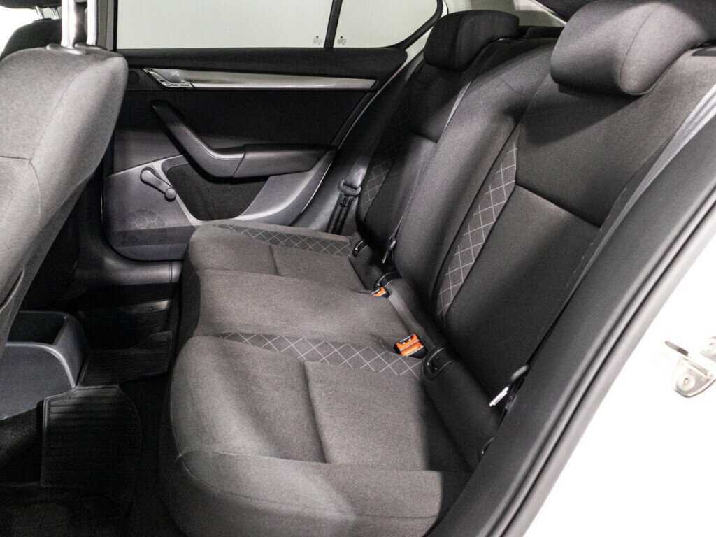 Купить Skoda Octavia, 2018, 65 366 км.. Фото: #9