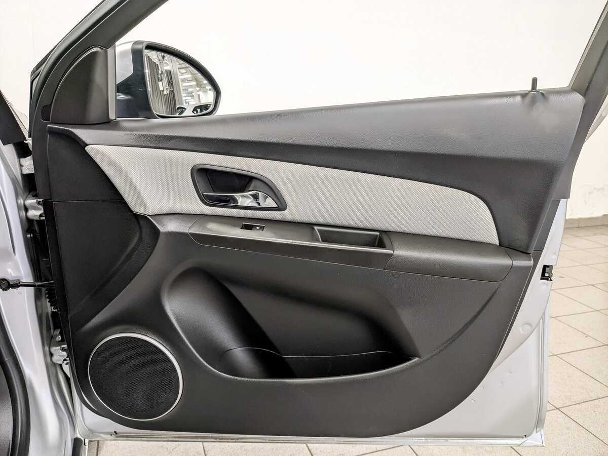 Купить Chevrolet Cruze, 2013, 123 141 км.. Фото: #21