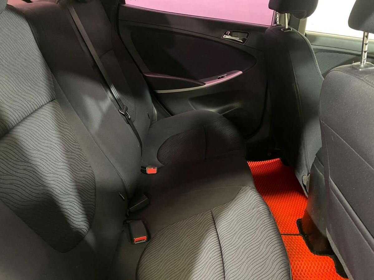 Купить Hyundai Solaris, 2013, 176 504 км.. Фото: #10