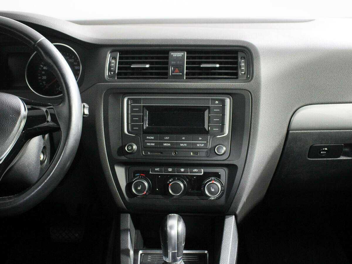 Купить Volkswagen Jetta, 2016, 101 196 км.. Фото: #12