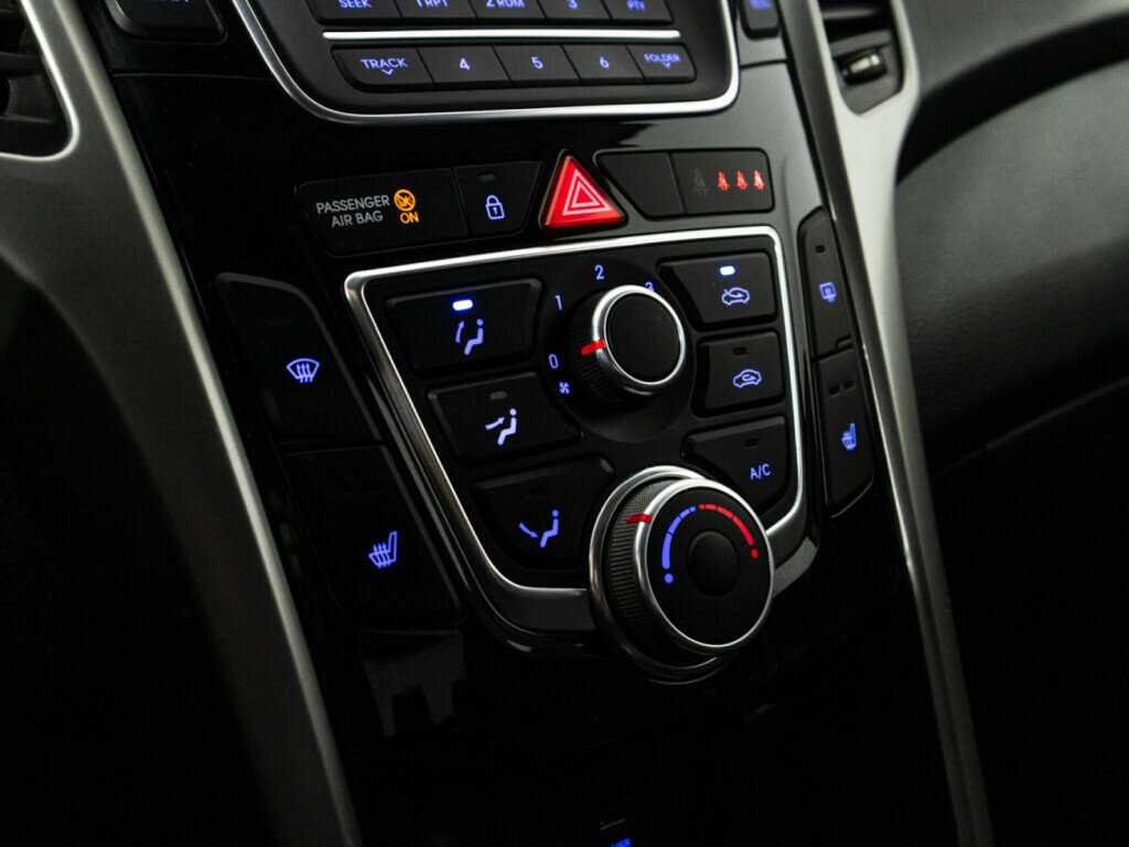 Купить Hyundai i30, 2014, 227 924 км.. Фото: #14