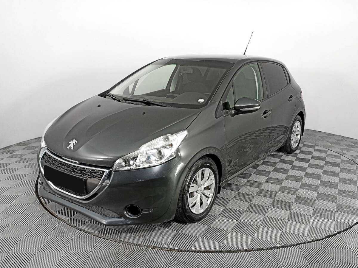Купить Peugeot 208, 2013, 108 259 км.. Фото: #0