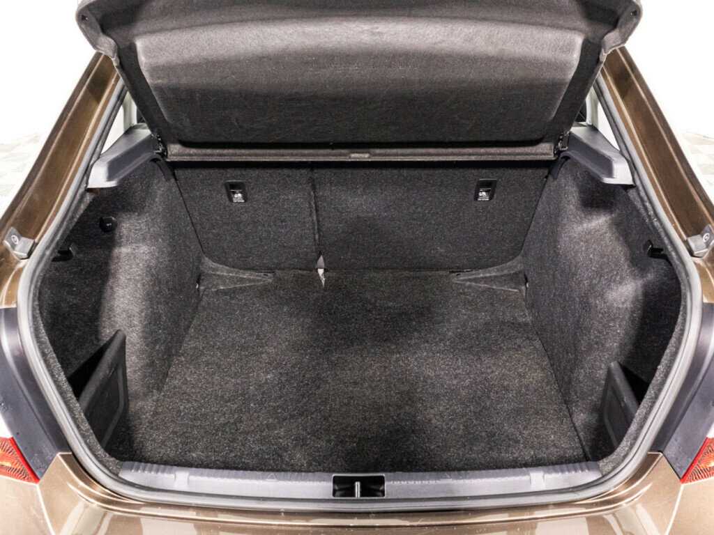 Купить Skoda Rapid, 2018, 131 000 км.. Фото: #14