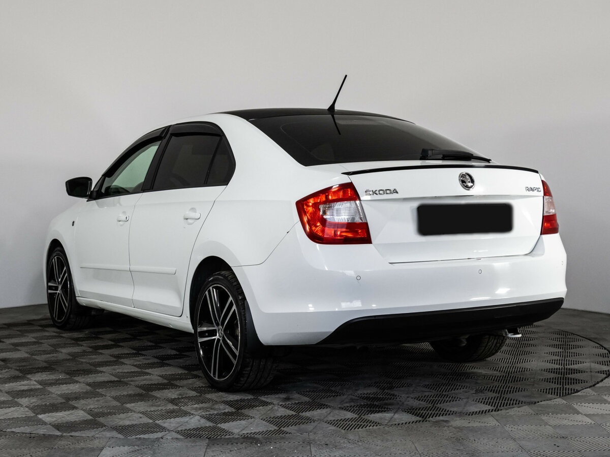 Купить Skoda Rapid, 2015, 122 373 км.. Фото: #5