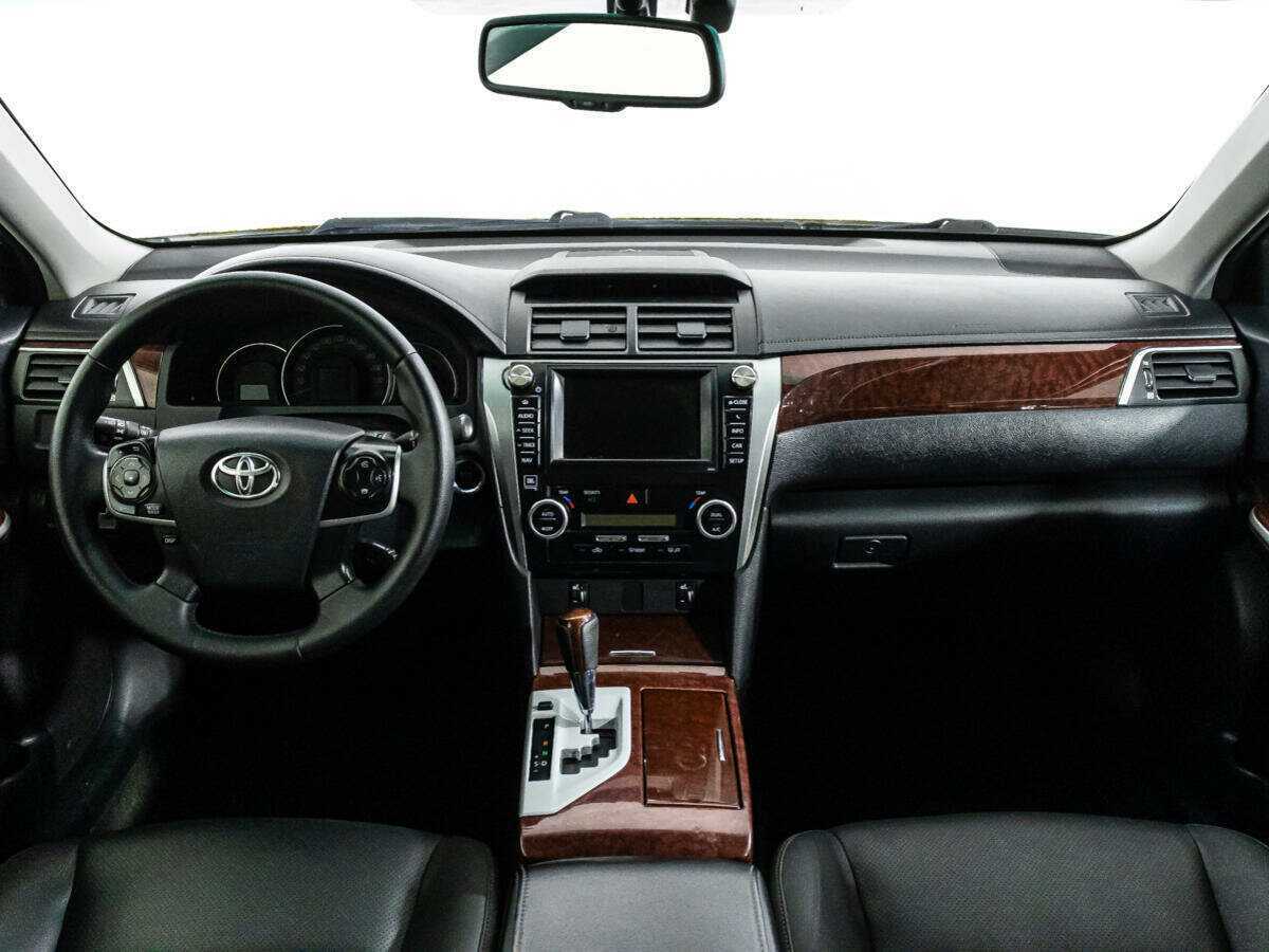 Купить Toyota Camry, 2012, 210 262 км.. Фото: #12