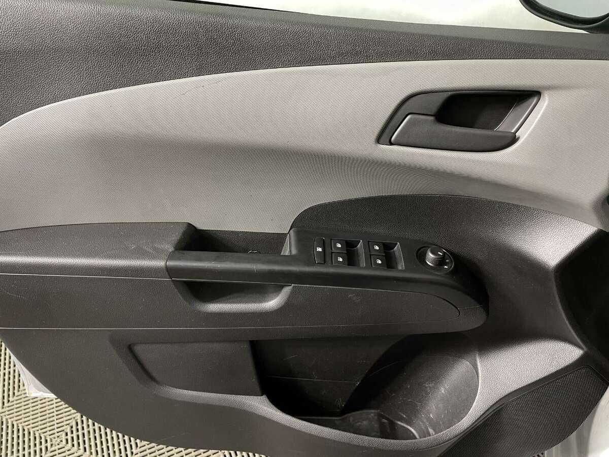 Купить Chevrolet Aveo, 2013, 135 000 км.. Фото: #6