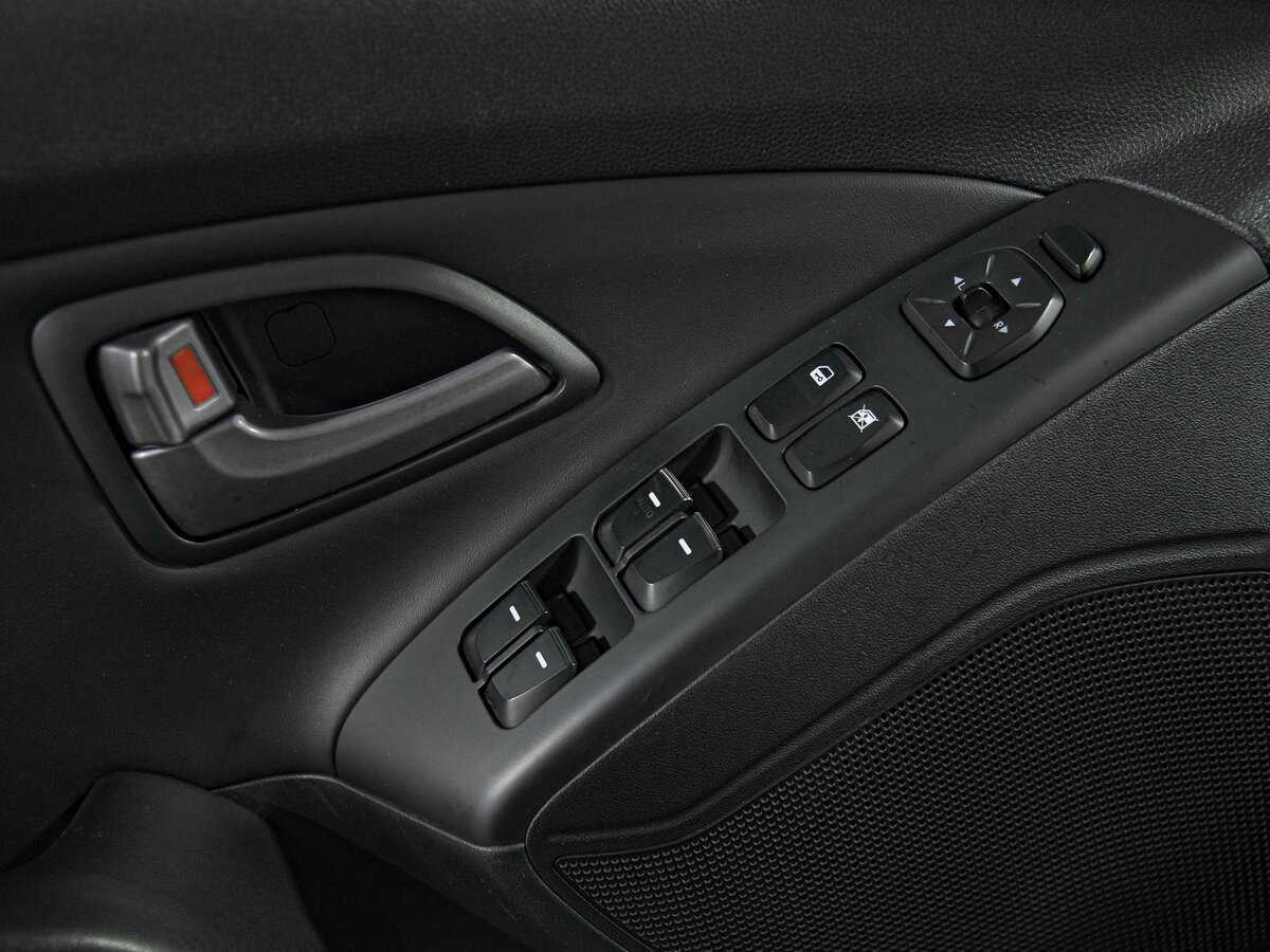 Купить Hyundai ix35, 2014, 151 951 км.. Фото: #12