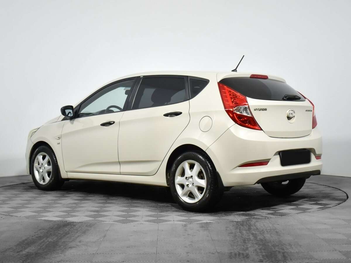 Купить Hyundai Solaris, 2015, 144 260 км.. Фото: #6