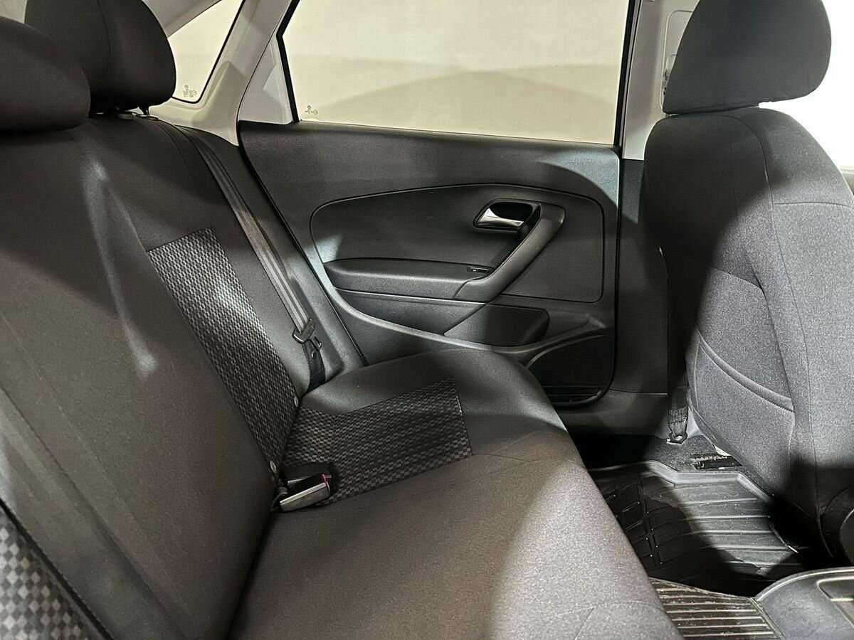 Купить Volkswagen Polo, 2019, 57 790 км.. Фото: #9