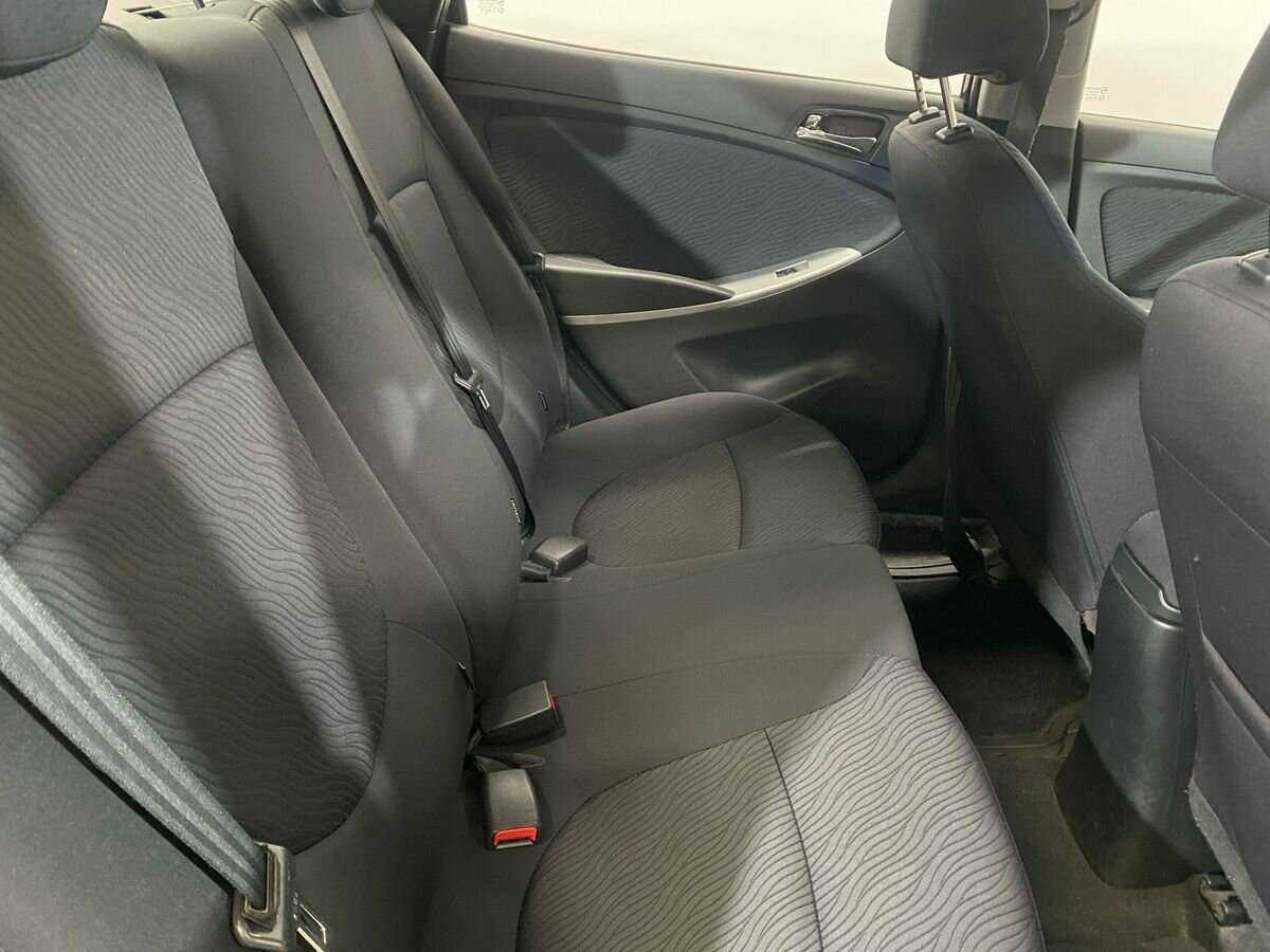 Купить Hyundai Solaris, 2012, 179 089 км.. Фото: #10