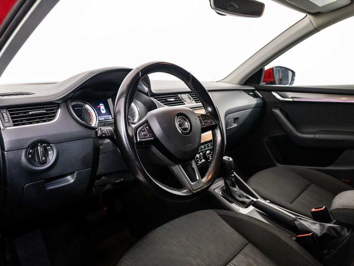 Купить Skoda Octavia, 2017, 124 734 км.. Фото: #9