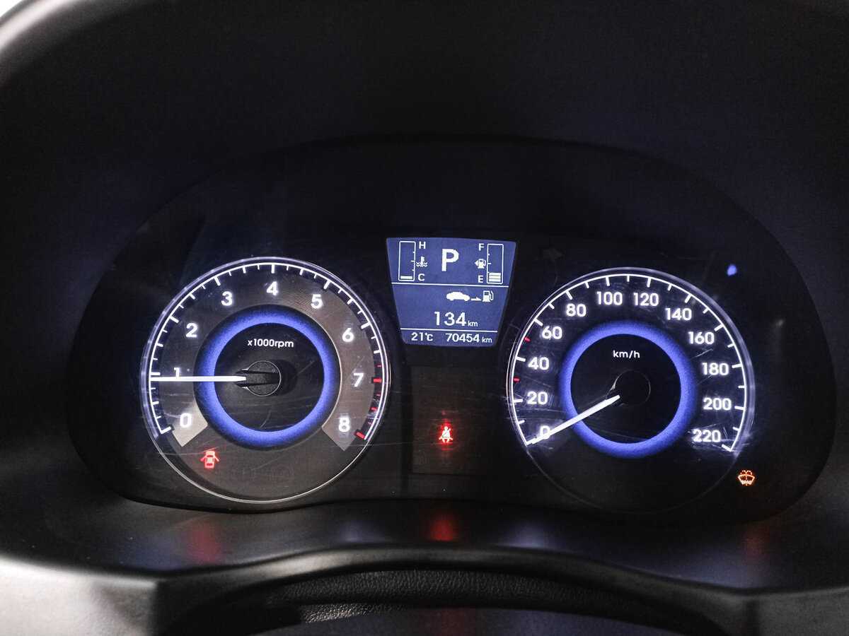 Купить Hyundai Solaris, 2015, 70 454 км.. Фото: #9