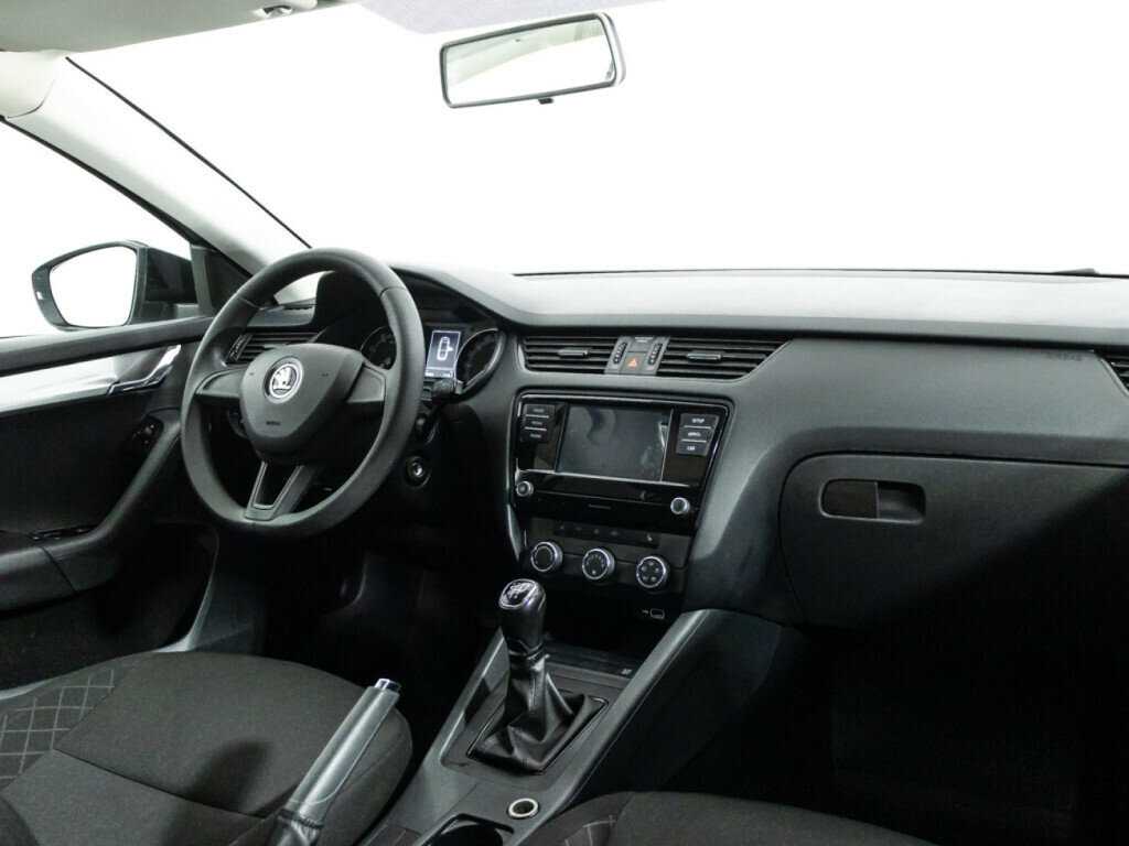 Купить Skoda Octavia, 2018, 76 083 км.. Фото: #8