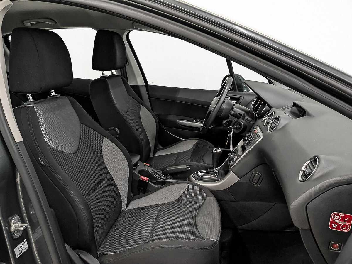 Купить Peugeot 308, 2012, 43 468 км.. Фото: #20