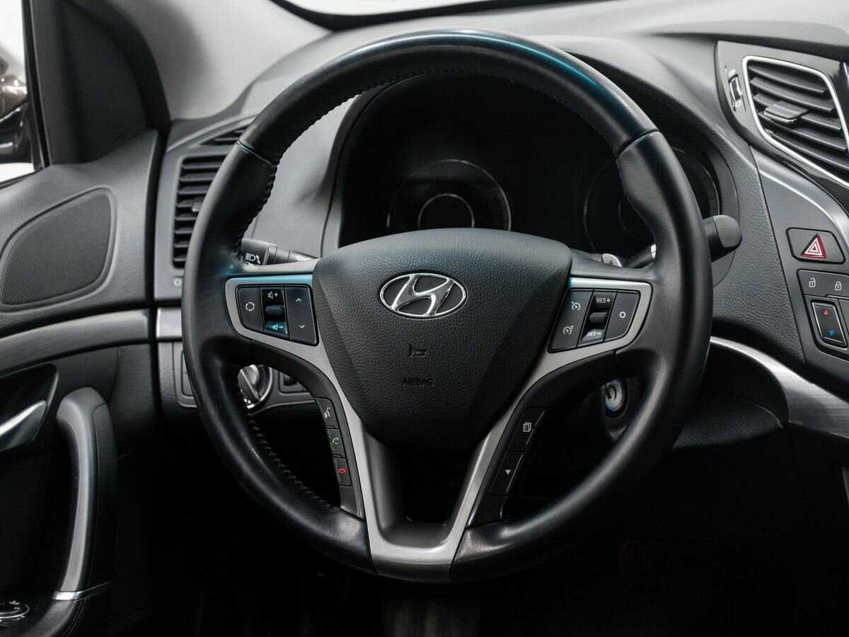 Купить Hyundai i40, 2016, 178 730 км.. Фото: #11