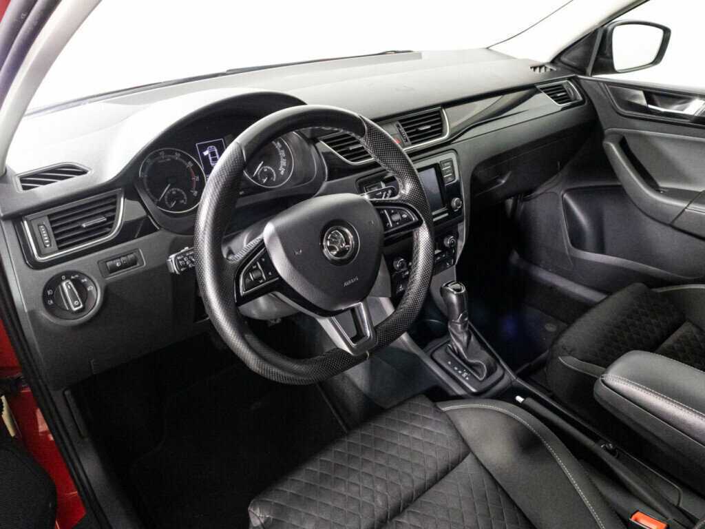 Купить Skoda Rapid, 2018, 172 330 км.. Фото: #10