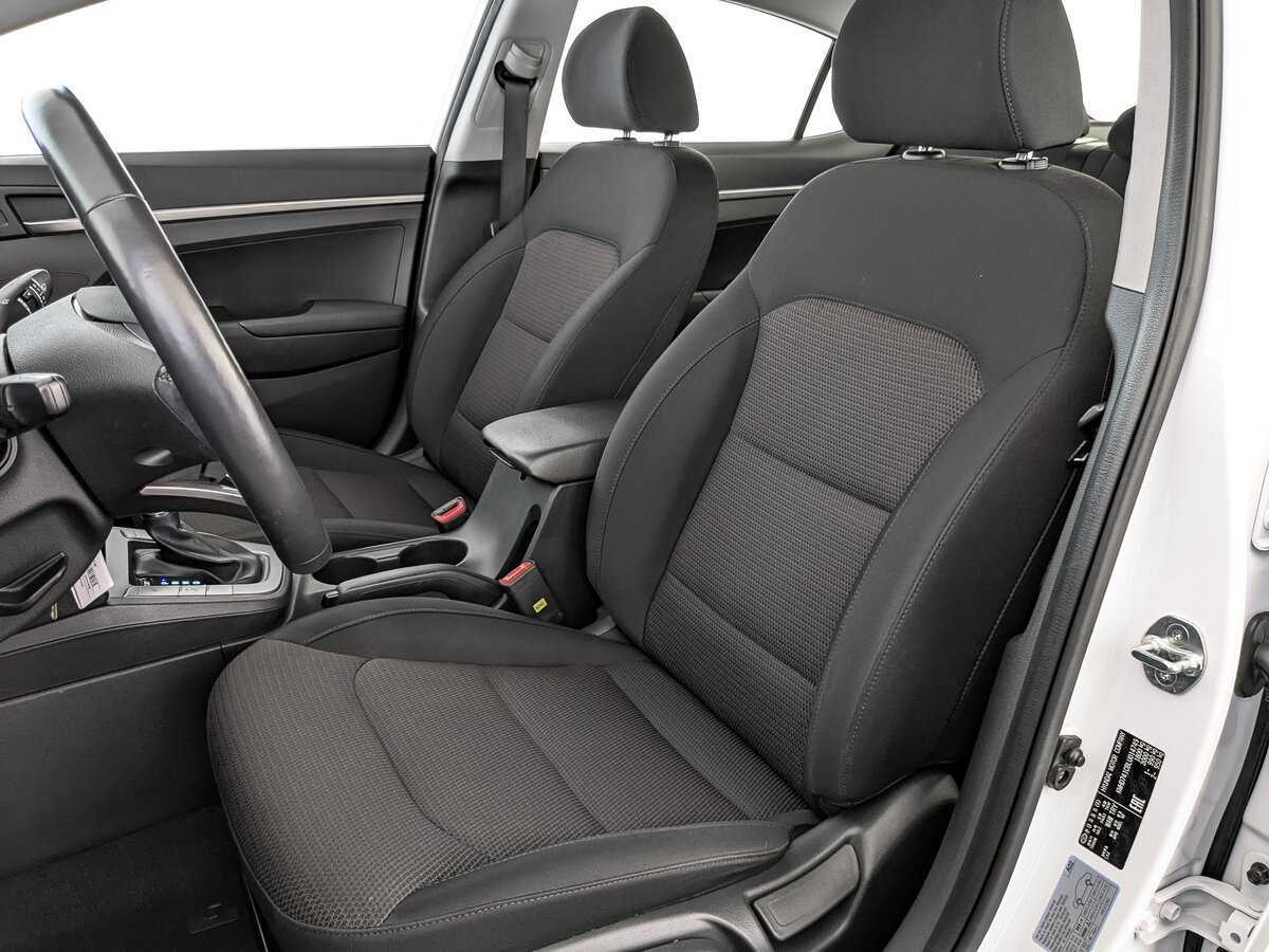 Купить Hyundai Elantra, 2019, 52 091 км.. Фото: #19