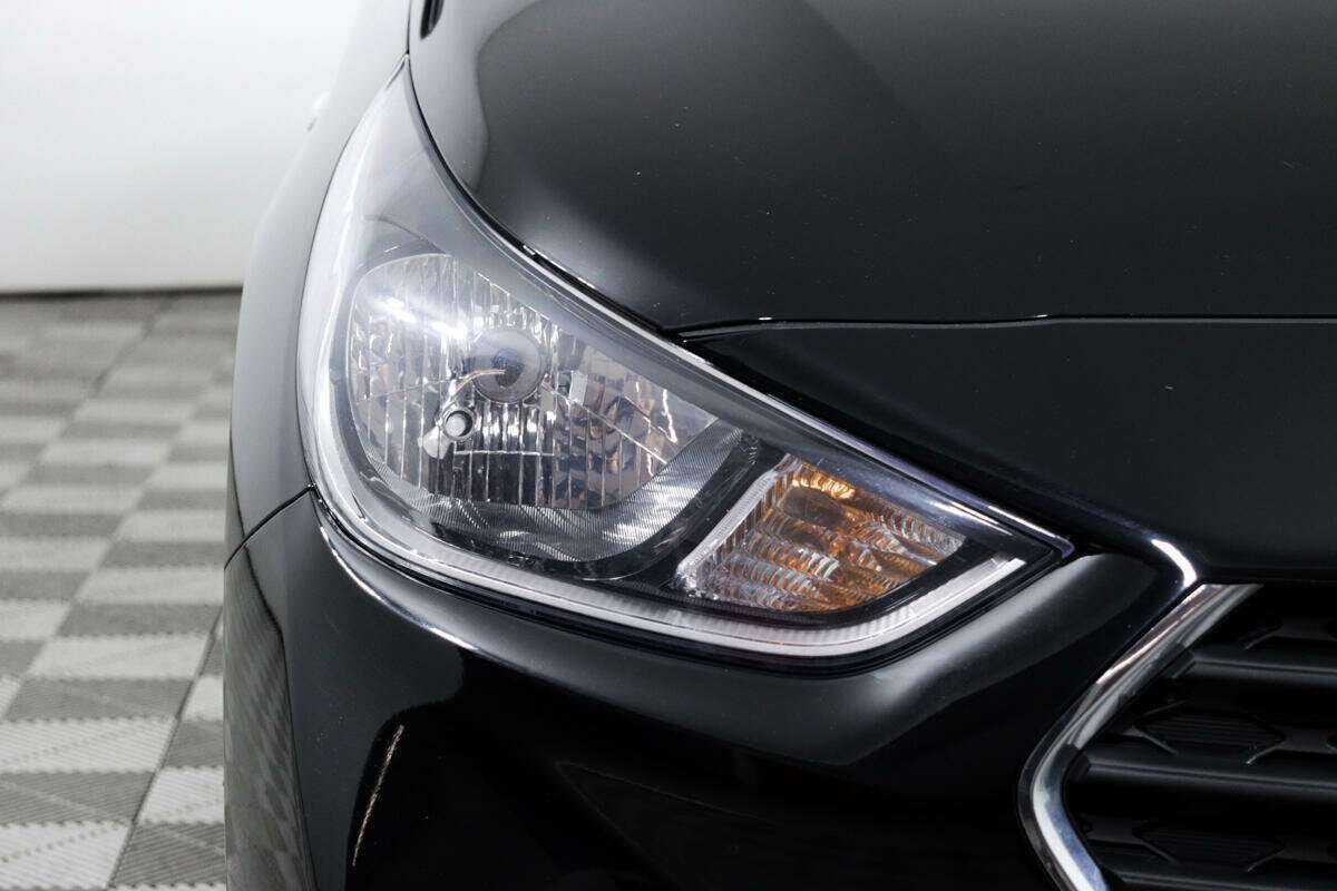 Купить Hyundai Solaris, 2019, 69 000 км.. Фото: #11