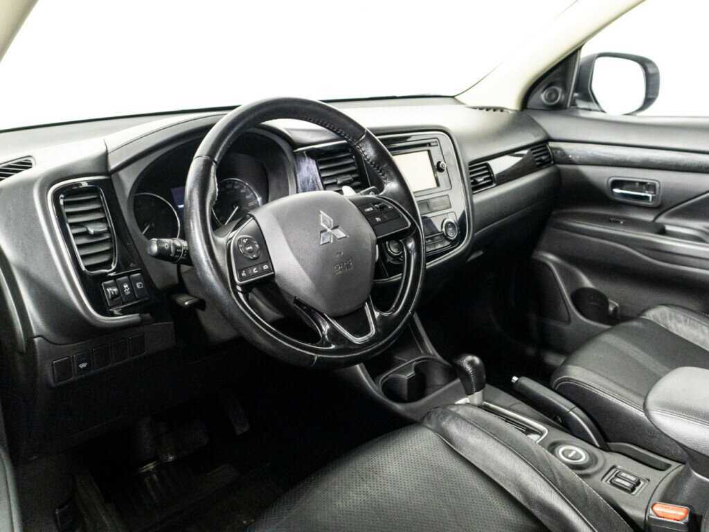 Купить Mitsubishi Outlander, 2016, 168 637 км.. Фото: #10