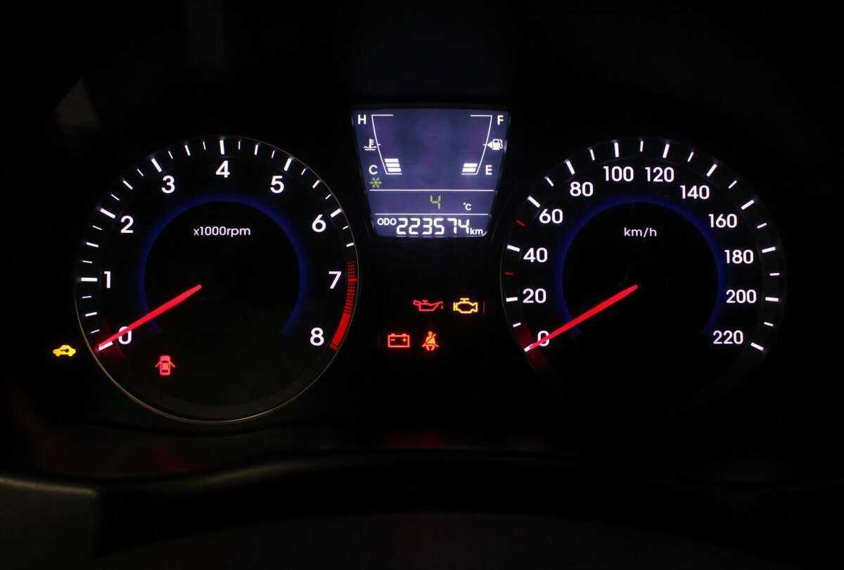 Купить Hyundai Solaris, 2013, 223 000 км.. Фото: #9