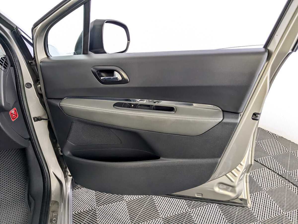 Купить Peugeot 3008, 2012, 152 688 км.. Фото: #23