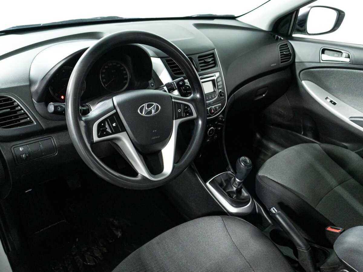 Купить Hyundai Solaris, 2013, 124 550 км.. Фото: #10