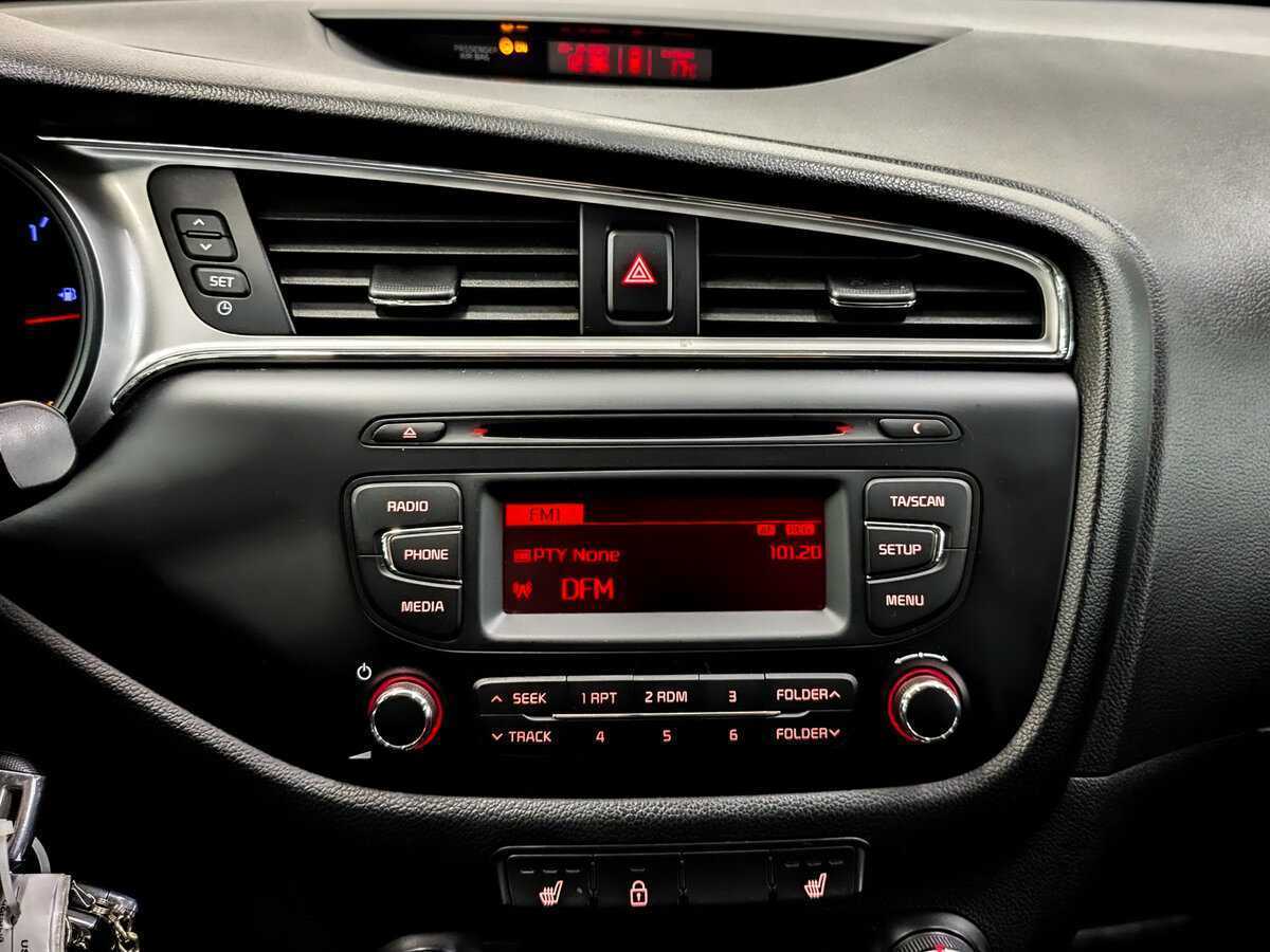 Купить Kia Ceed, 2015, 119 283 км.. Фото: #14