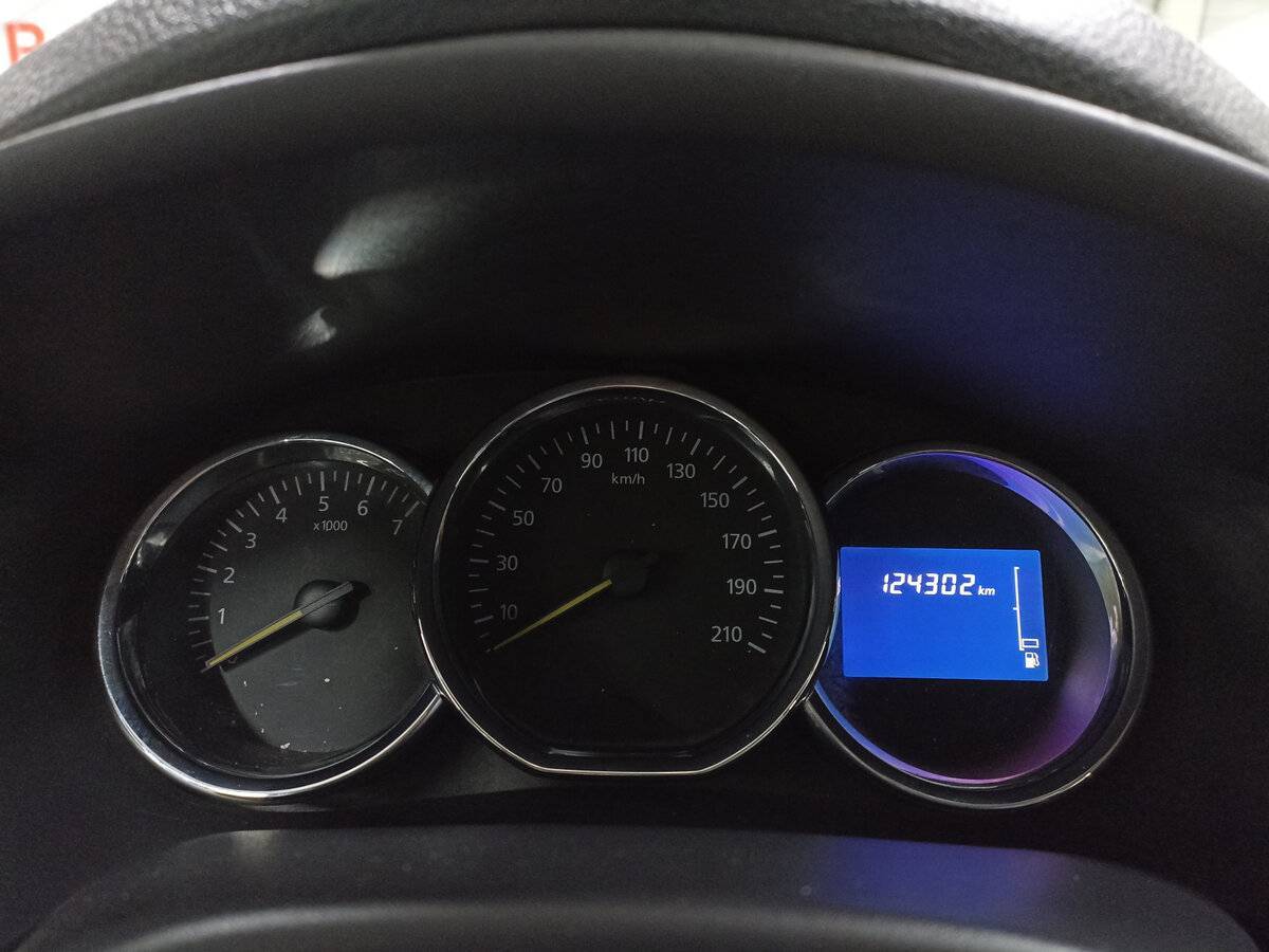 Купить Renault Sandero, 2017, 124 300 км.. Фото: #12