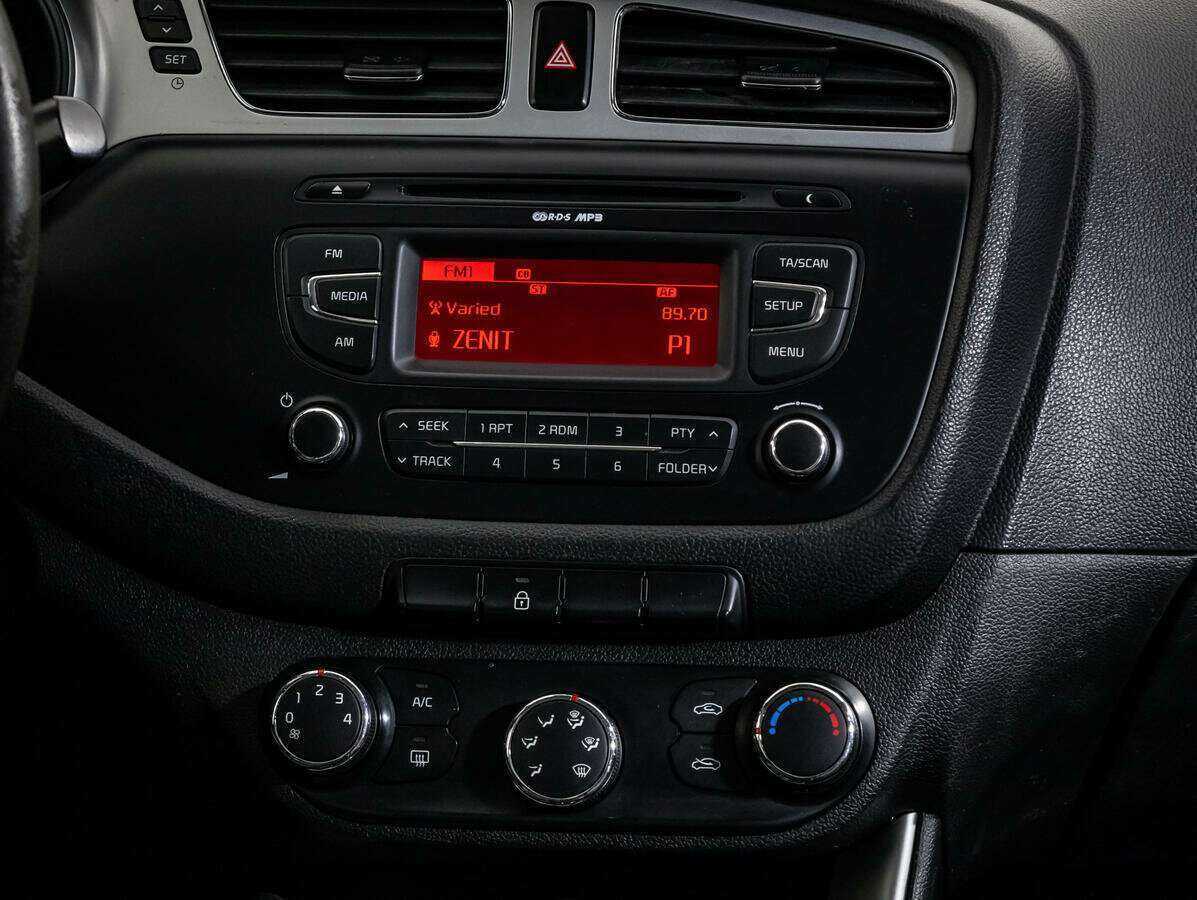 Купить Kia Ceed, 2013, 183 254 км.. Фото: #11