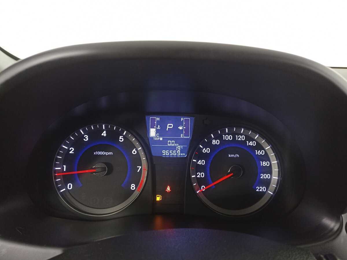 Купить Hyundai Solaris, 2016, 96 182 км.. Фото: #9