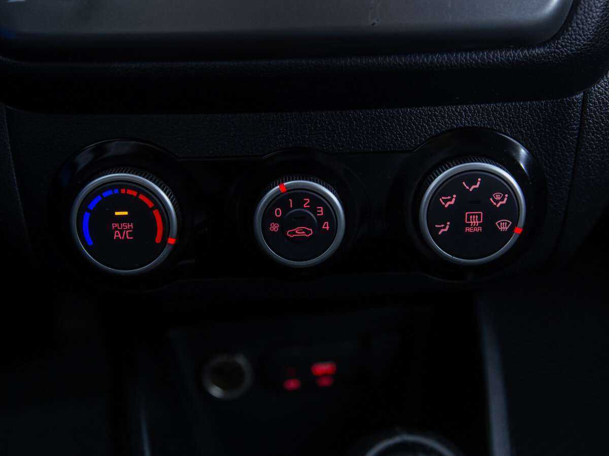 Купить Kia Rio, 2017, 100 987 км.. Фото: #14