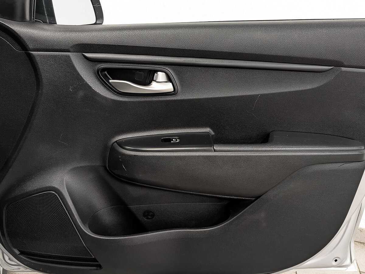 Купить Kia Rio, 2020, 213 437 км.. Фото: #24